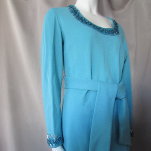 Amazing Turquoise Knit Tunic & Shorts Sequin Trim 1970 Era - Picture 4 of 14